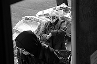 Food queues : Food lines : Hell's Kitchen : Streetlife, New York, Photo by Richard Moore